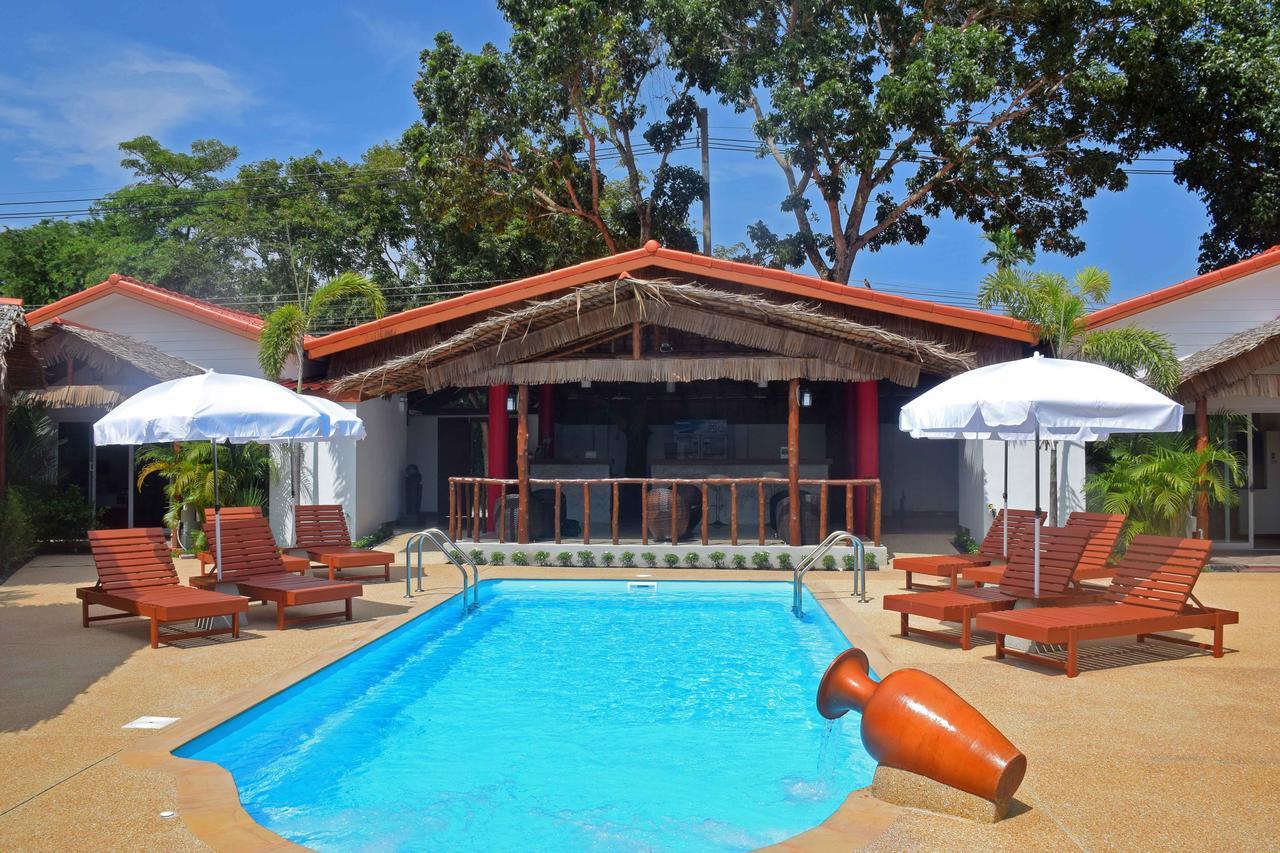 Vivi Bungalows Resort Nai Harn Kültér fotó