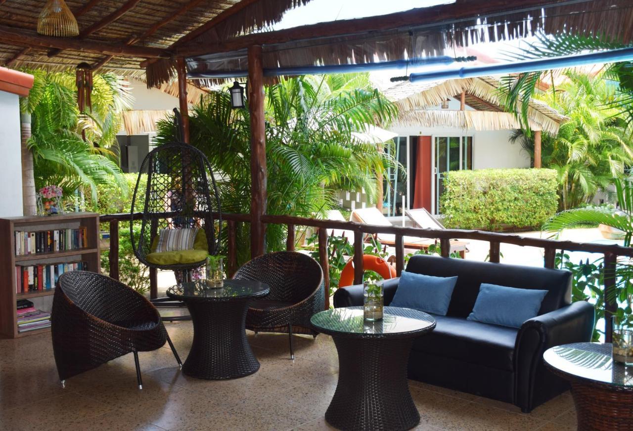 Vivi Bungalows Resort Nai Harn Kültér fotó