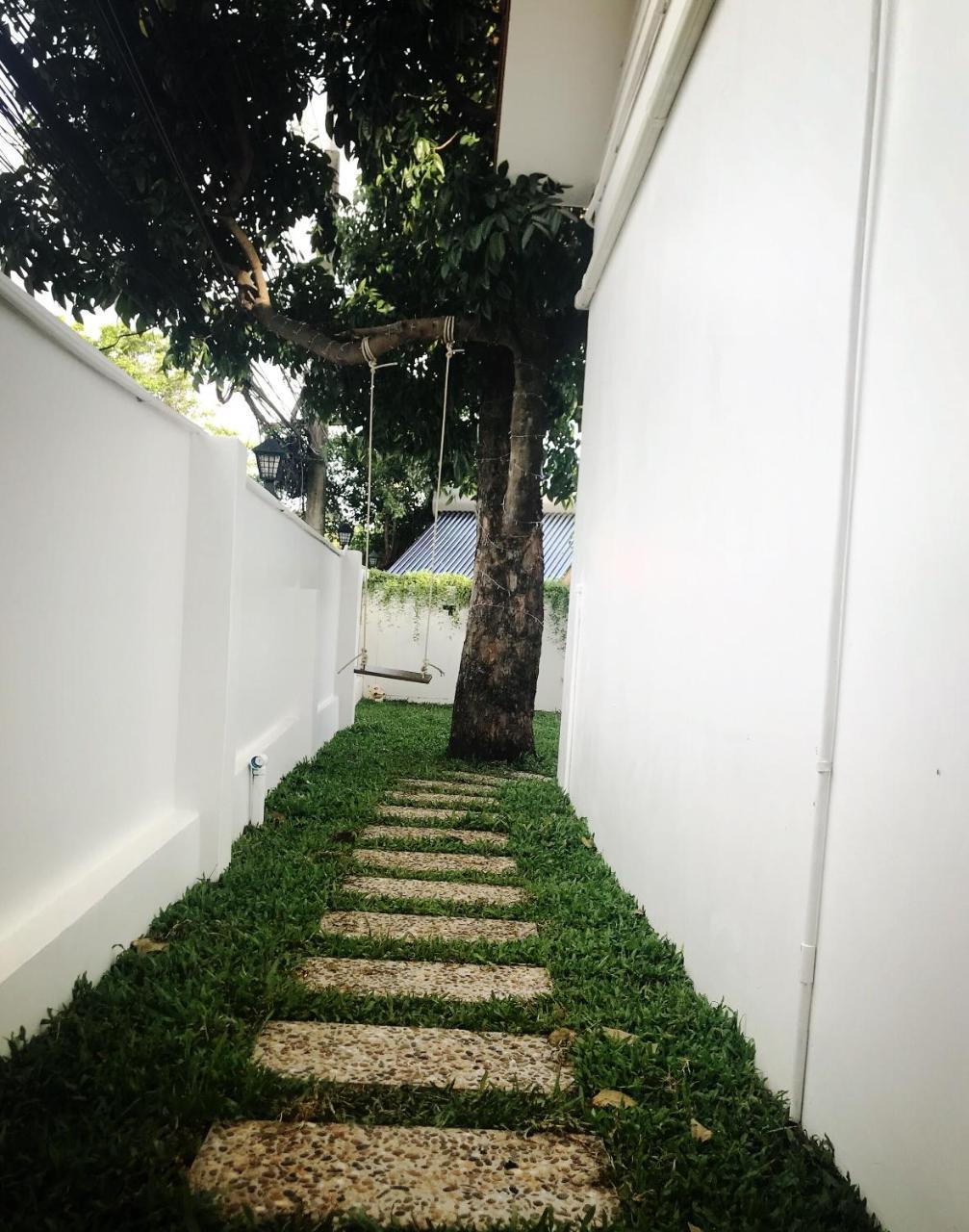 Vivi Bungalows Resort Nai Harn Kültér fotó