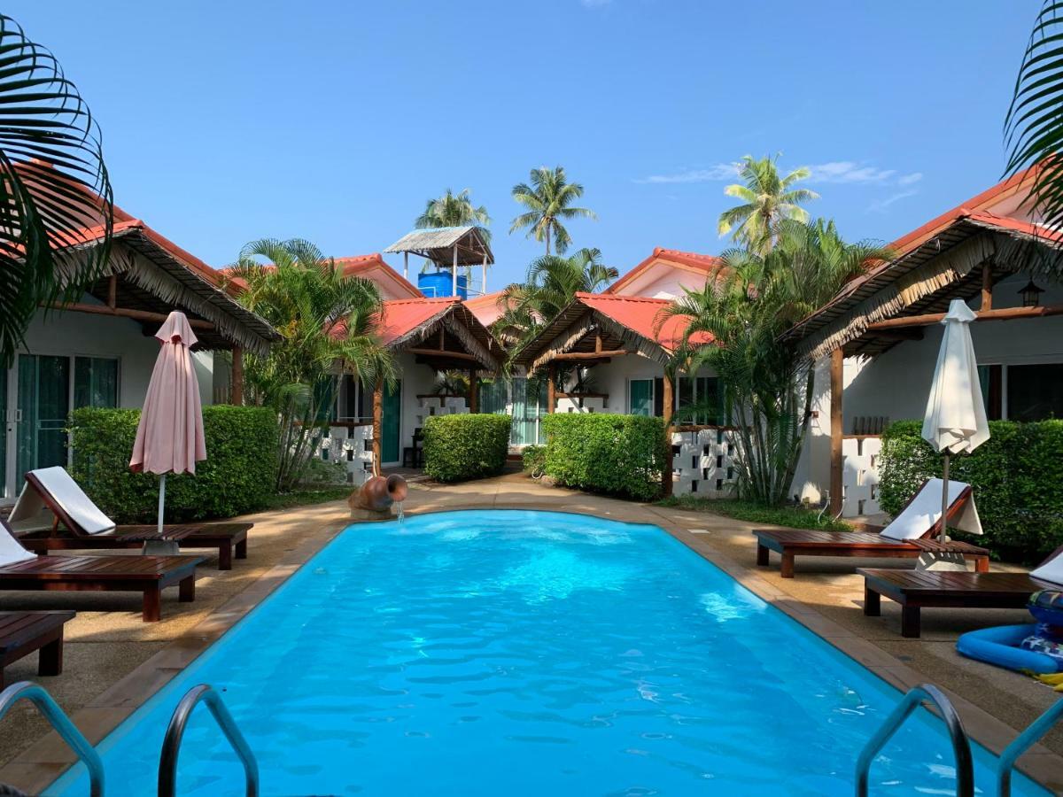 Vivi Bungalows Resort Nai Harn Kültér fotó