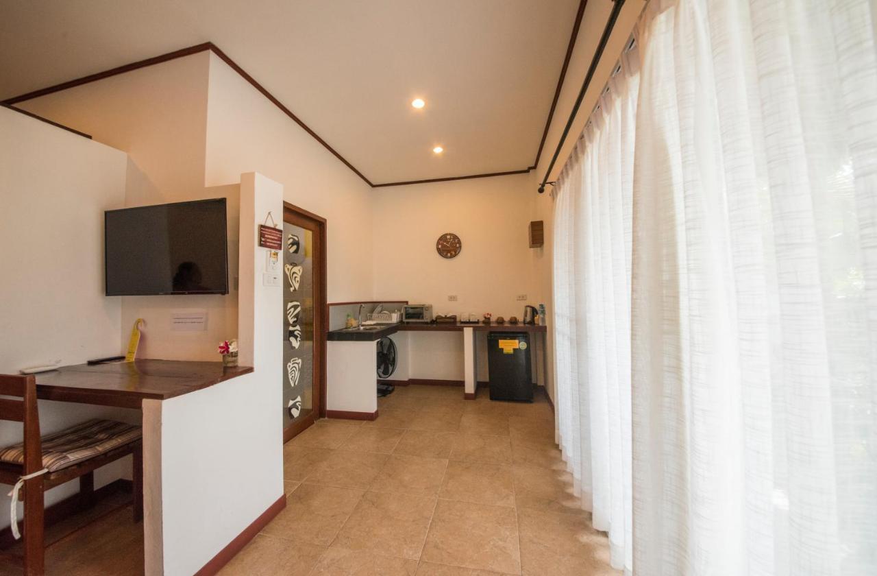 Vivi Bungalows Resort Nai Harn Kültér fotó